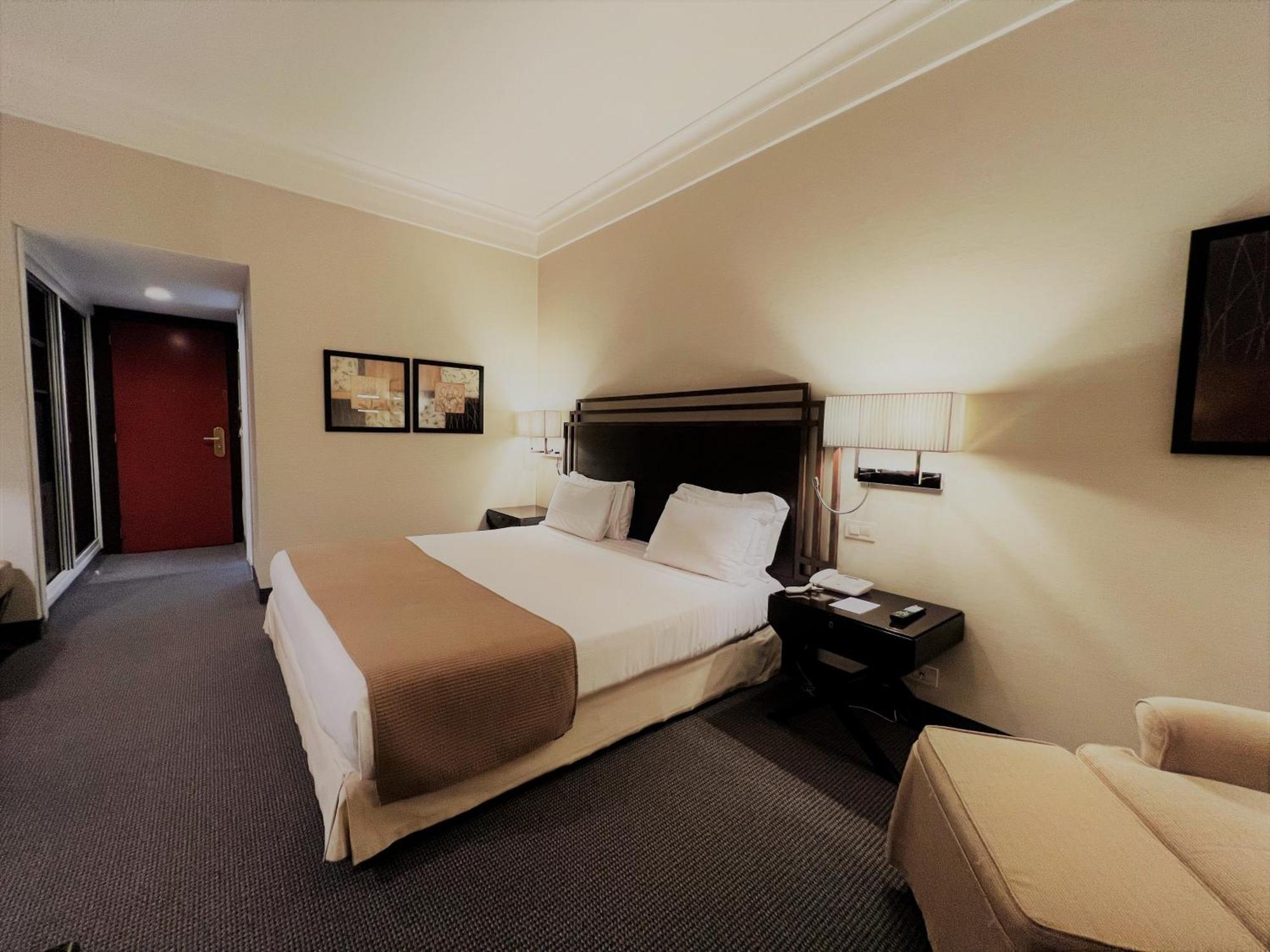 Crowne Plaza Rome St. Peter'S By Ihg Hotel Bagian luar foto