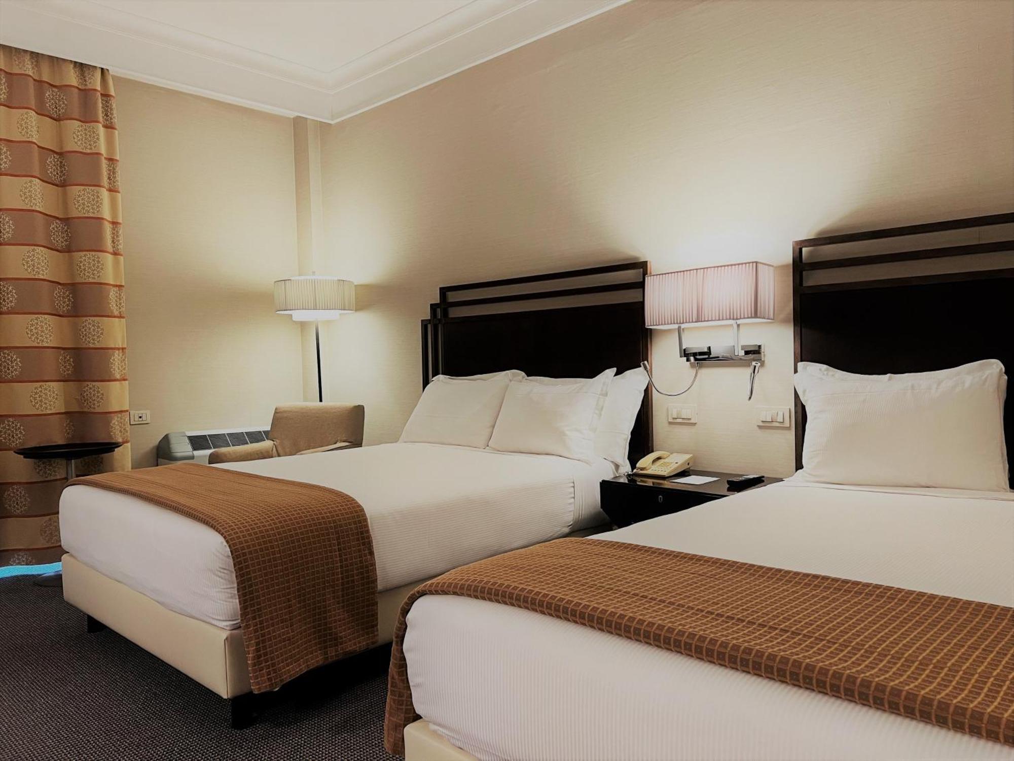 Crowne Plaza Rome St. Peter'S By Ihg Hotel Bagian luar foto