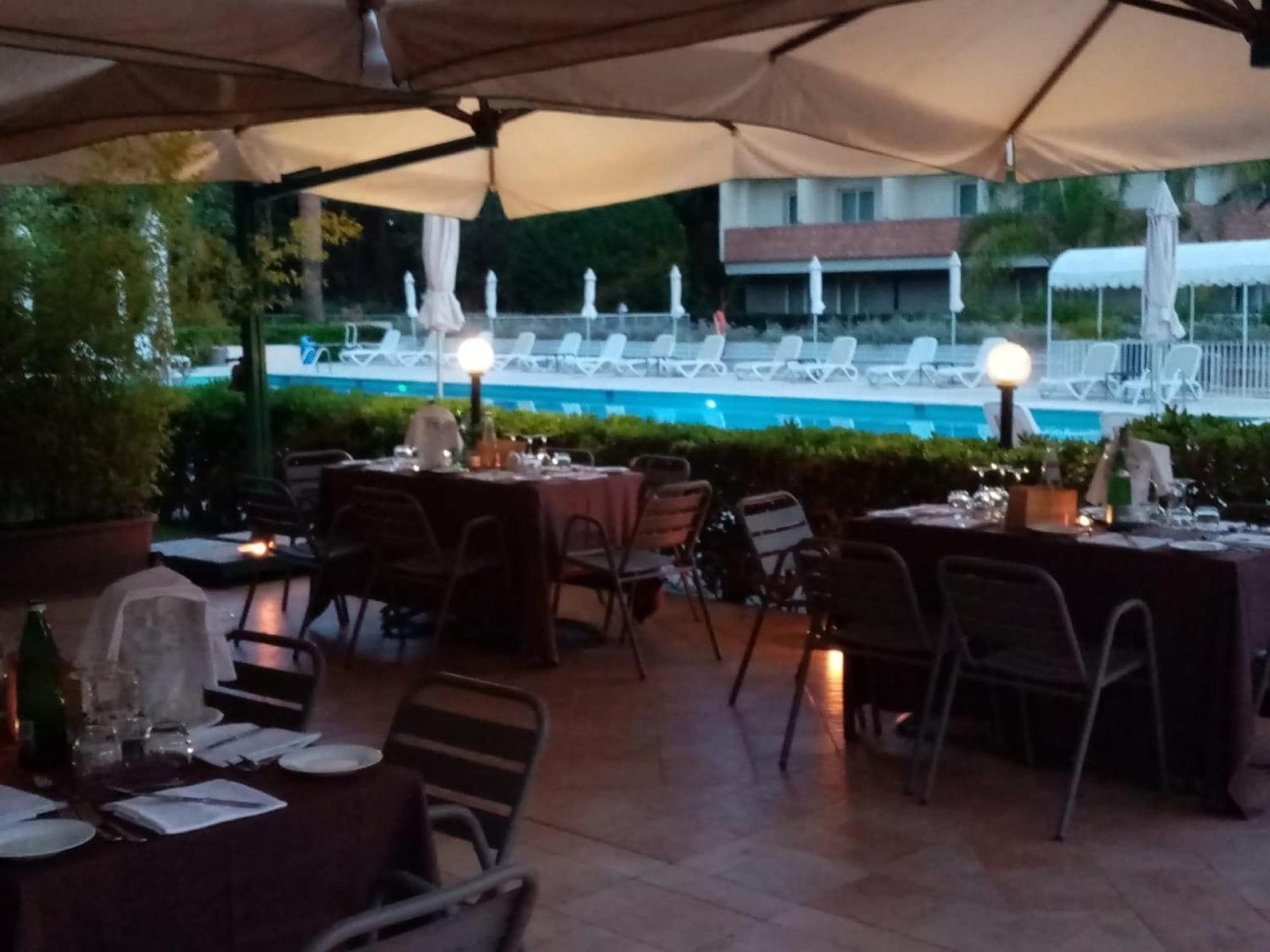 Crowne Plaza Rome St. Peter'S By Ihg Hotel Bagian luar foto